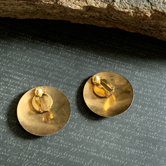 Vintage Estate Earrings Three Tone Hammered Copper Silver Gold Clip On Jewelry - Picture 7 of 7